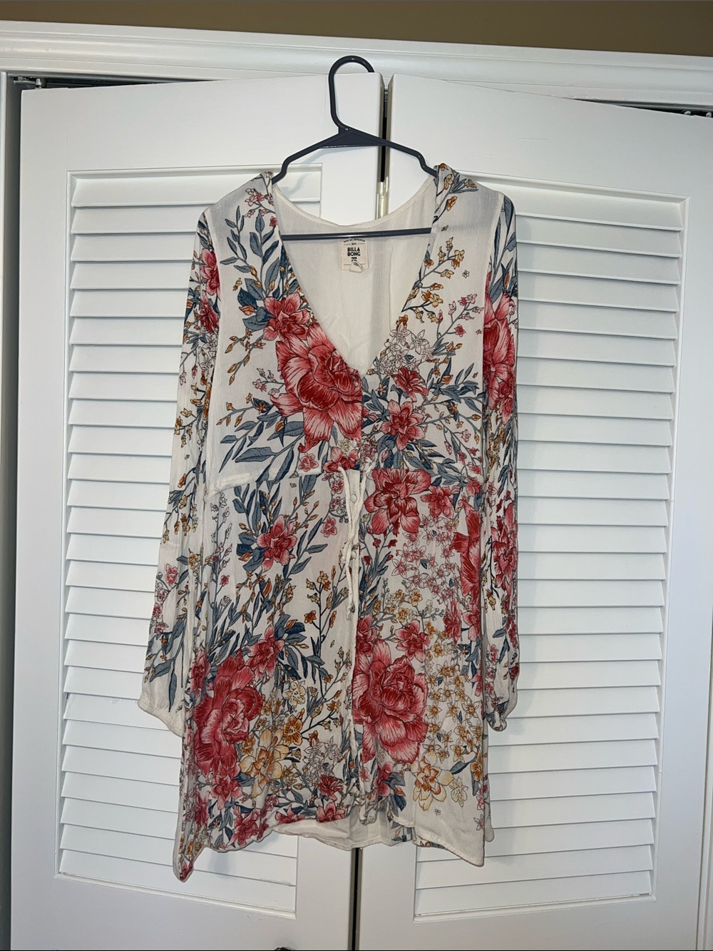 Billabong Cream Floral V-Neck Tunic with Red Blossoms